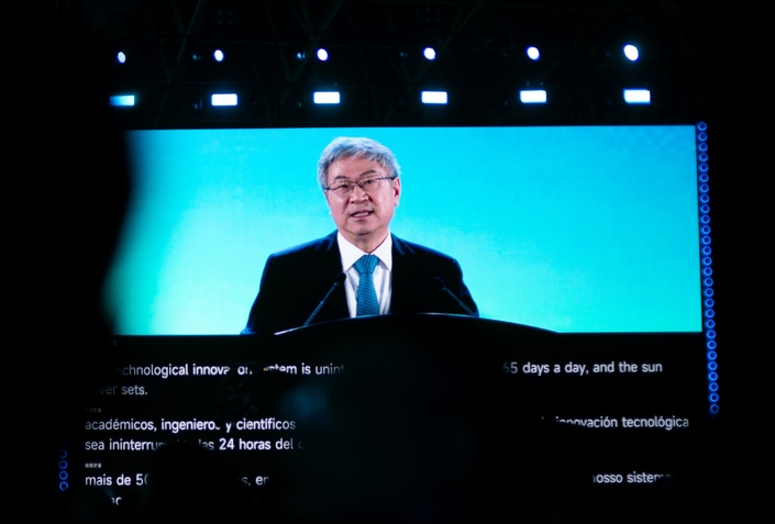 Pour le président du groupe Chery, l’avenir n’est pas seulement automobile. Crédit photo : Caradisiac.