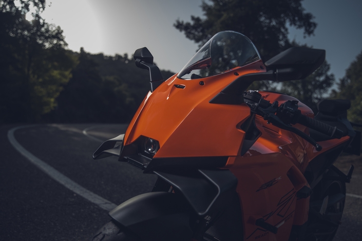 La KTM 990 RC-R est-elle la sportive newgen ?