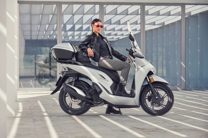 Honda présente à Milan un scooter SH125i renouvelé
