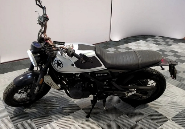 Brixton Crossfire 500 X 2024 (lot n°12)