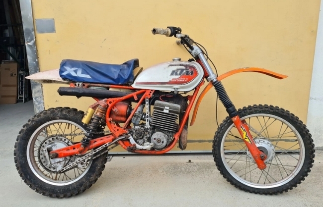 KTM 250 cm3 1978 (lot n° 15)