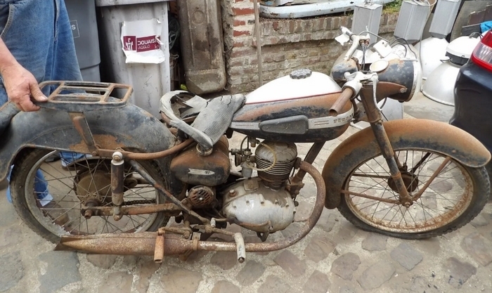 Terrot 125 cm3 1956 (lot n° 122)