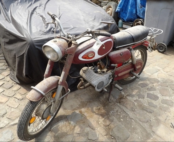 Esail (Zundapp) 50 cm3 (lot n° 128)