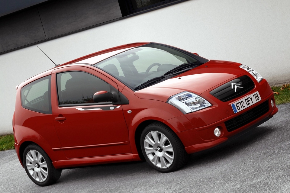 Une petite sportive fiable et pas chère ? Optez pour la Citroën C2 VTS