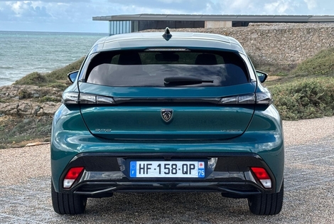 Voici nos premières images de l'essai de la Peugeot 308 restylée (+ impressions de conduite)