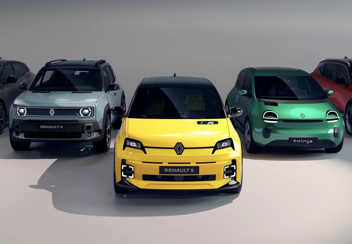 Trois modèles s'inspirant ouvertement du passé composent le catalogue Renault. L'Alpine A110 pourrait même trouver sa place sur la photo.