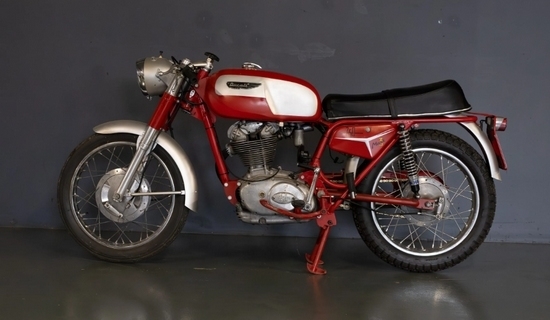 Ducati Mark 3 250 cm3 1968 (lot n° 61)