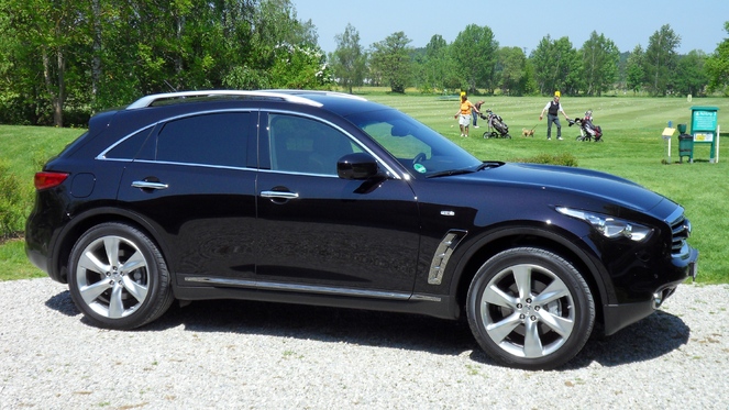 Essai - Infiniti FX 2012 : le même en pareil