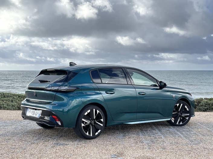 Avec son restyling, la Peugeot 308  gagne en personnalité