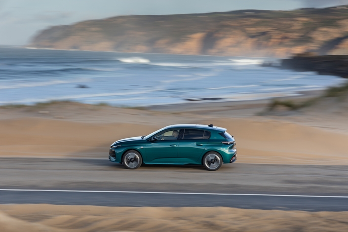Avec son restyling, la Peugeot 308  gagne en personnalité