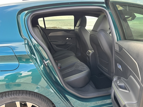 Avec son restyling, la Peugeot 308  gagne en personnalité