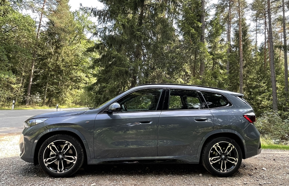 PASSION SUV BMW X1 23i xDrive (2022) l’essence à contresens