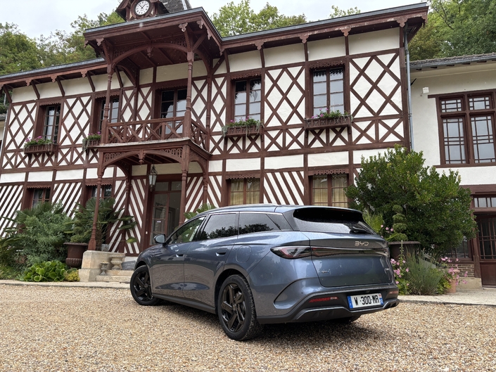 Ce mois-ci, il y a une bonne remise sur la BYD Seal 6 hybride rechargeable.