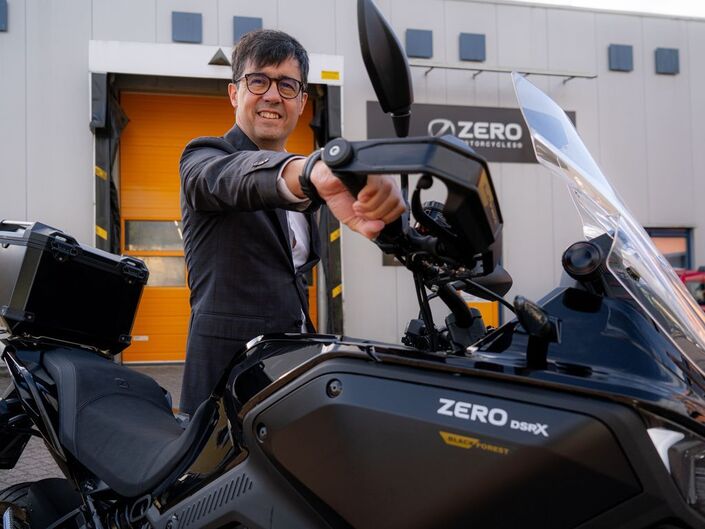 « Les batteries à l’état solide sont le Graal de tous les ingénieurs mais ça prendra du temps »