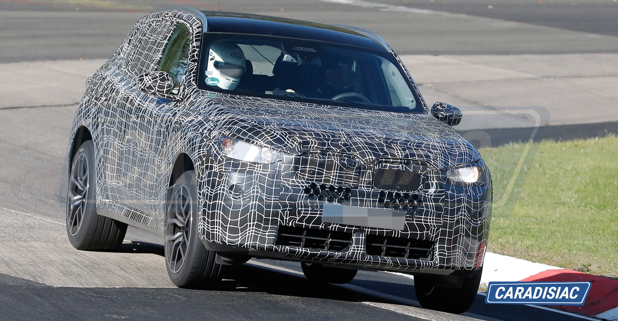 Scoop BMW X3 tests sur le Nürburgring