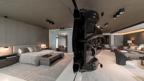 Cette Pagani sert de cloison