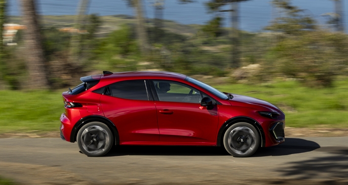 La nouvelle Renault Clio 6 est-elle aussi séduisante que la R5 ?