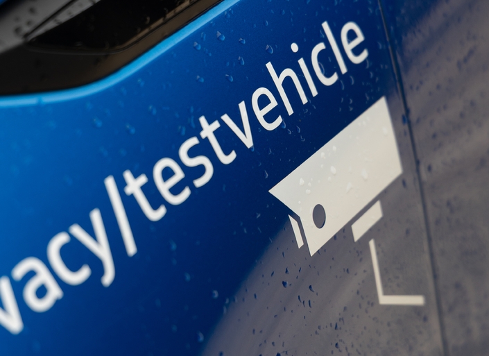 Nous avons conduit en avant-première l’Hypersquare, le nouveau volant de Peugeot