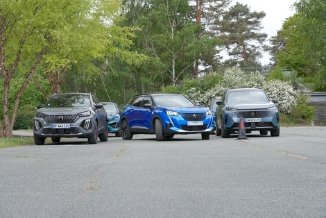 Nous avons conduit en avant-première l’Hypersquare, le nouveau volant de Peugeot