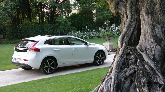 Essai vidéo - Volvo V40 : faux break, vraie compacte