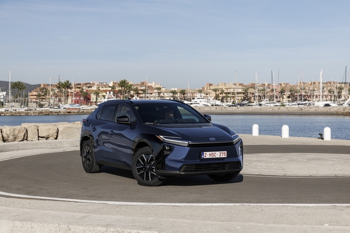 Malgré les nombreuses améliorations apportées les tarifs restent stables. le bZ4X se place dans la moyenne du marché niveau tarifaire.