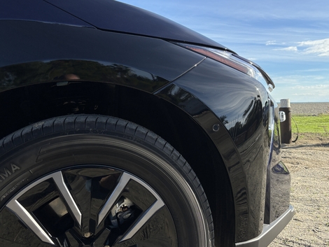 Toyota a également revu plusieurs éléments de carrosserie comme les passages de roues pour améliorer l’aérodynamisme.