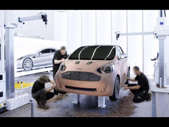 Salon de Genève: Aston Martin Cygnet par L'Oeil de Lynx