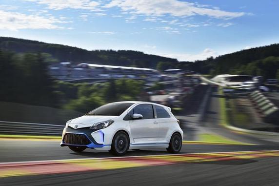 Toutes les nouveautés du salon de Francfort 2013 - Toyota Yaris Hybrid-R: de nouveaux détails