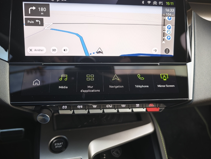En haut de gamme GT et GT Exclusive, les « i-toggles » sont configurables.