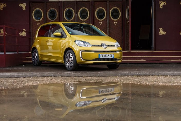 Volkswagen e-Up ! : jouvence électrique – Salon Caradisiac Electrique/hybride 2021