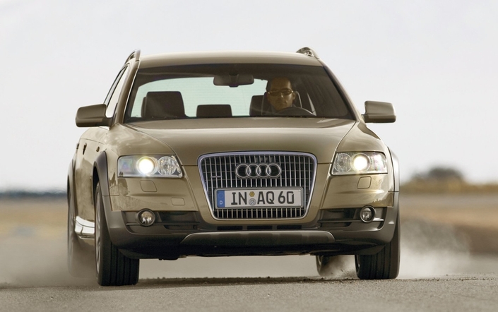 Belles performances pour l'Audi A6 Allroad V6 3.0 TDI, alors que le comportement routier se veut rassurant sans être ennuyeux.