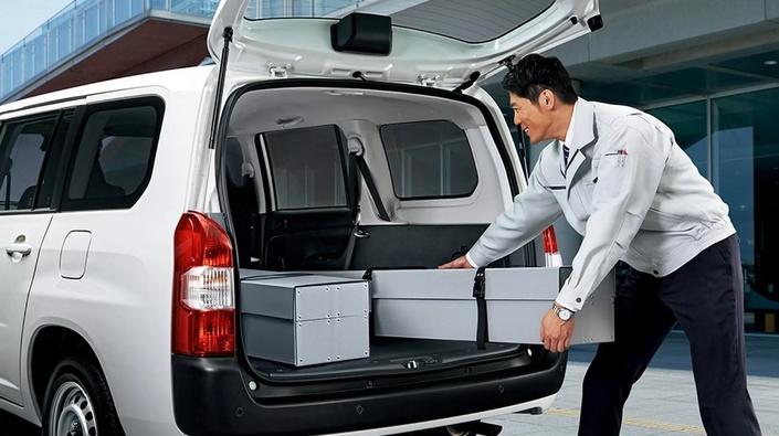 Ce break mesure 4,25 mètres de long, il est plus court qu'une Golf.