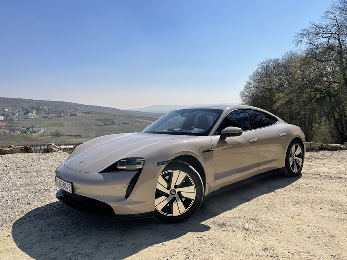 Essai – Porsche Taycan Propulsion (2021) : que vaut l'entrée de gamme ?