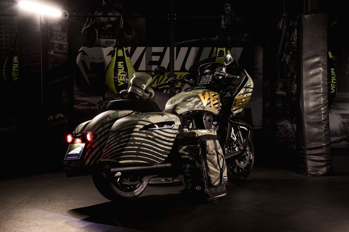 Indian et Venum s’associent pour une collaboration inédite sur base de Challenger