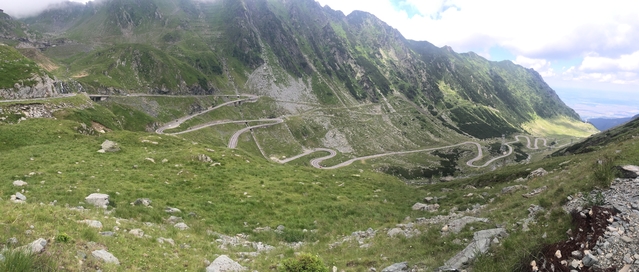 Transfagarasan : Caradisiac sur l'une des plus belles routes au monde (vidéo)