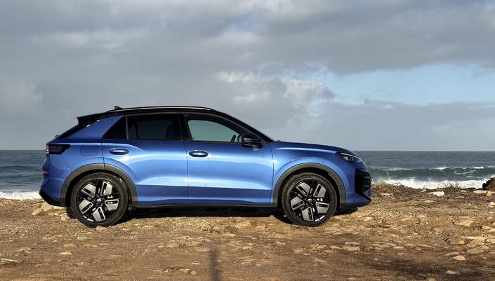 Pour l'instant, le nouveau Volkswagen T-Roc n'offre que 2 000€ de remise.