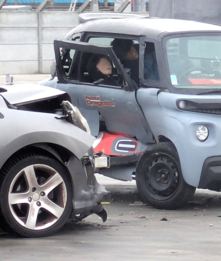 Voitures sans permis : un crash test pour en finir avec l’impression de sécurité