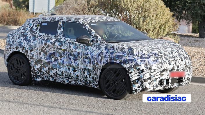 La nouvelle génération du Nissan Juke est électrique. Son style s’inspire de celui d’un concept-car de 2023, l’Hyper Punk. Ce SUV qui reprend la base technique de la Nissan Leaf sera produit dans l’usine Nissan de Sunderland en Angleterre.