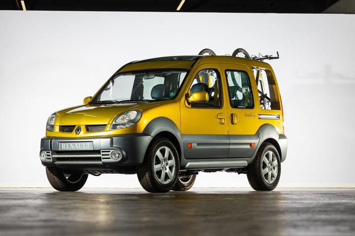 Le Renault Kangoo Break’Up 2002 (24 080 €) ©Peter Singhof/Artcurial