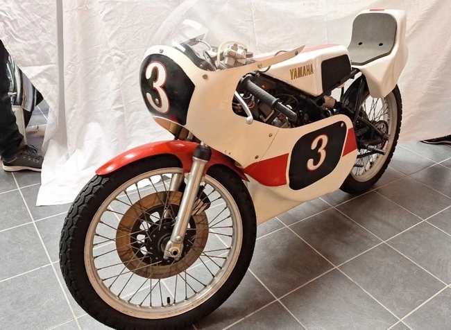 Yamaha TZ 125 cm3 1983 (lot n° 41)