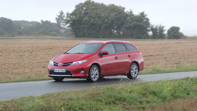 Essai vidéo - Toyota Auris Touring Sports : break écolo