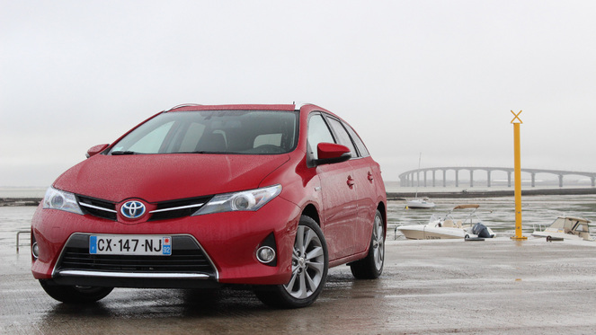 Essai vidéo - Toyota Auris Touring Sports : break écolo