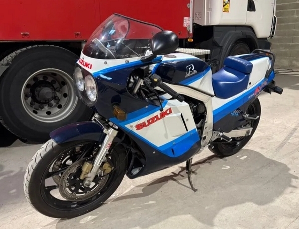 Suzuki GSX 1100 R 1986