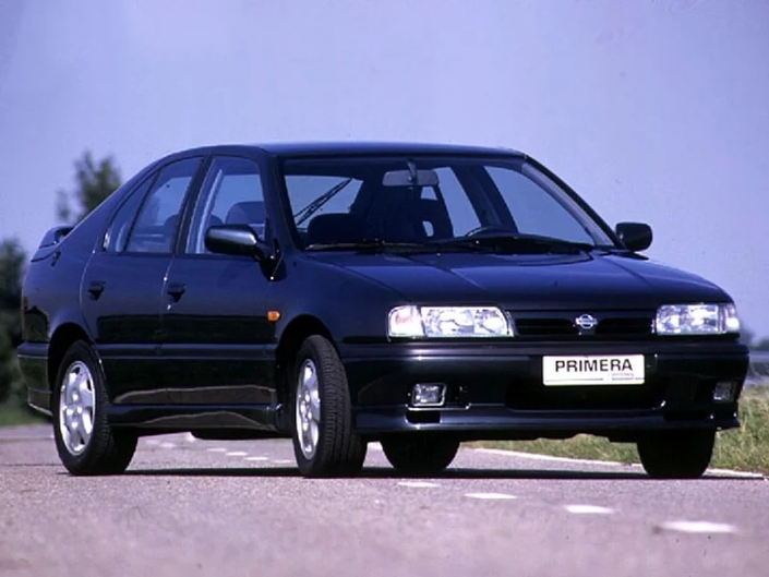 C'est dans une Nissan Primera de première génération que Marc Van Beers et Aurore Martin ont pris la route, ce soir du 10 mai 1995, après avoir quitté Calvi pour la presqu'île de Revellata - Crédit Nissan