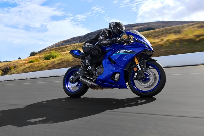 La nouvelle Yamaha R7 2026 arrivera en avril à 10 499 euros