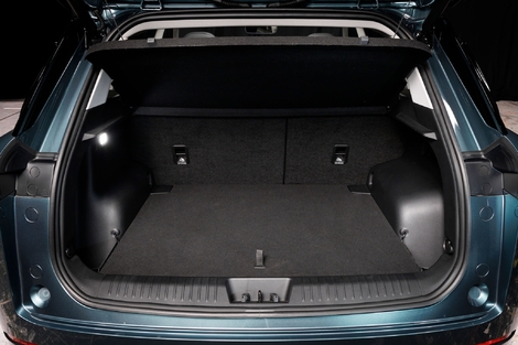 Avec 410 litres et une ouverture bien large. Le coffre répond sans difficulté aux besoins d'une famille.