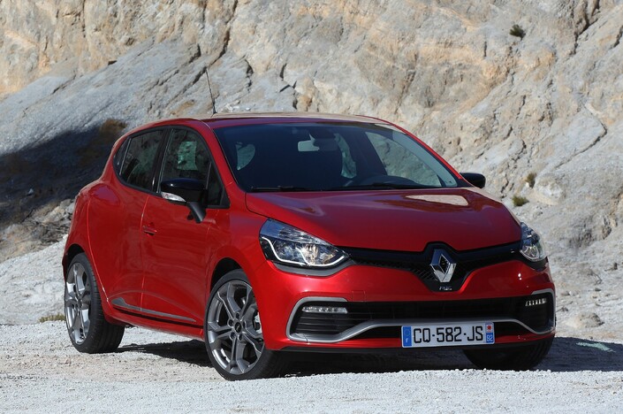 La quatrième génération de Renault Clio est la dernière a profité d’une version RS.