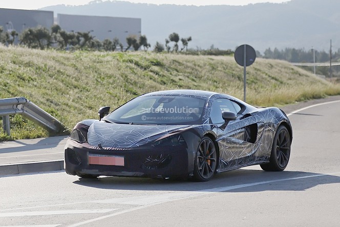 Surprise : la future McLaren Sport Series P13 se montre