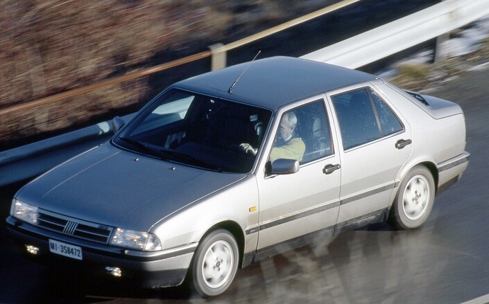 La Fiat Croma Turbo-D étonne par la tonicité de son moteur, surtout en 118 ch. Ici, une version restylée de 1991.