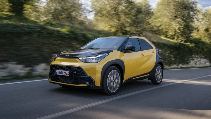 Le Toyota Aygo X restylé fait sa révolution, mais est hors de prix